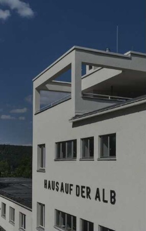 Haus auf der Alb — Erschließungskern — Dachterrasse