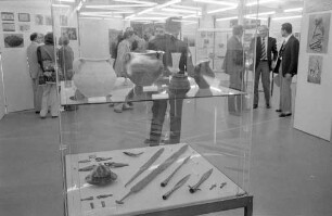 Wanderausstellung des Landesdenkmalamts "Pro Archäologica" im Landesgewerbeamt