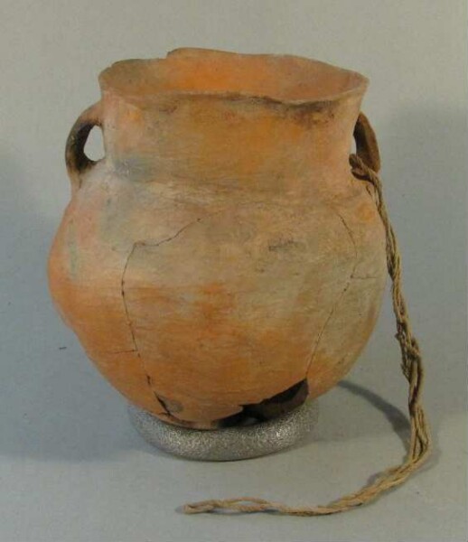 Clay vessel