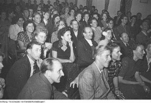 Barnitz. Freundschaftsvertrag zwischem dem Künstlerkollektiv Das "Ufer" und der Maschinenausleihstation (MAS) Barnitz, 30. September 1951
