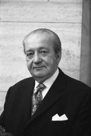 Verabschiedung von Stadtrat Gustav Heller (SPD 1946 - 1971) aus dem Karlsruher Stadtparlament