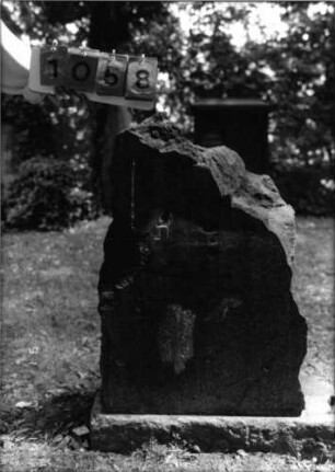Grabstein 1058