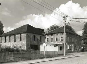 Großharthau, Bahnhofstraße. Ehemaliger Gasthof "Zur Erholung"
