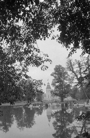 Spätsommertag im Schloßgarten.