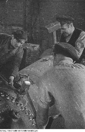 Dresden, Übigau. VEB Dampfkesselbau Dresden-Übigau, Dezember 1949