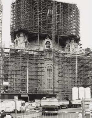 Frauenkirche : Frauenkirche. Wiederaufbau (beg. 1992)