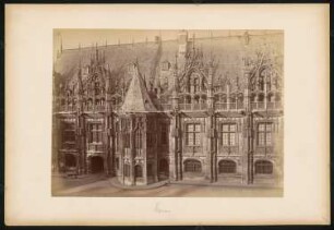 Justizpalast, Rouen: Ehrenhof, Ansicht Südfassade