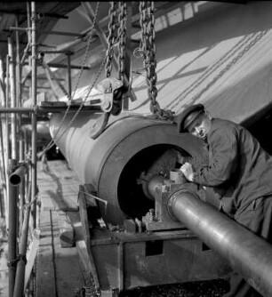 Antriebswelle eines Schiffes des volkseigenen Betriebs Mathias Thesen Werft