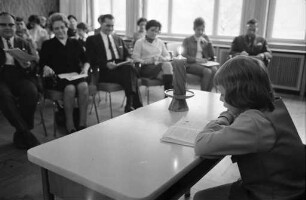 Vorlesewettbewerb des Stadtjugendausschusses für Schülerinnen und Schüler.