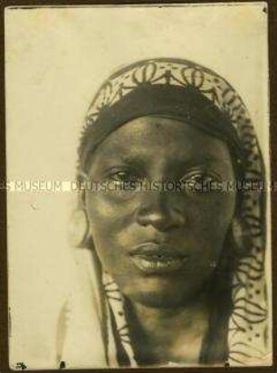 Porträt der Massai-Frau Fatuma