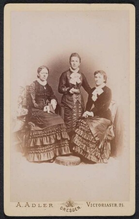 Gruppenporträt : Gruppenporträt. Visitfoto