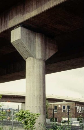 Rampe zur Neckarb., Untertürkheim