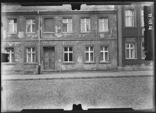 Neuruppin, Siechenstraße 22. Wohnhaus. Straßenfront (Teilansicht)