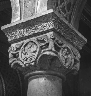 Hildesheim, St. Michael, ehem. Benediktiner-Klosterkirche, nördl. Mittelschiffsarkade, 1. Kapitell von Westen
