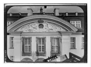Berlin-Köpenick. Schloß (1677-1681; R. v. Langerfeld). Wasserseite (Teilansicht)