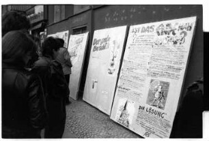 Kleinbildnegative: Straßenfest in der Bülowstraße, 1983