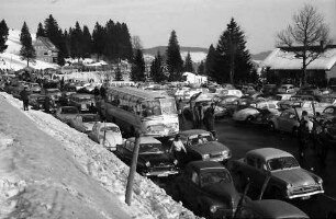 Feldberg: Verstopfte Straße