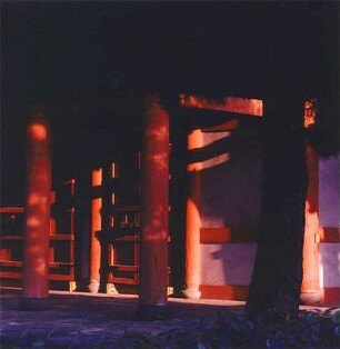 Kyoto. Zen-Tempel Daisen-in (16. Jh.). Architekturdetail in Nachtbeleuchtung