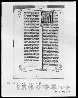Lateinische Bibel, drei Bände — Initiale V (ir erat) mit Hiob und seinen Freunden, Folio 320verso