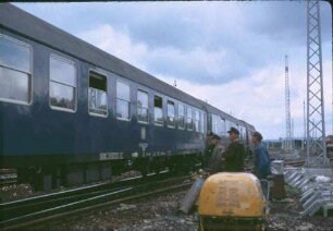 Eutingen Lok Baureihe 221 Durchfahrt D 383 Baurotte Kompressor Schweißgerät