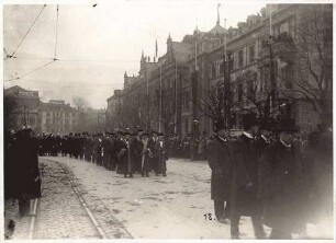 Die Beisetzung des Reichspräsidenten Ebert in Heidelberg am 5. März 1925 (der Senat der Universität Heidelberg)