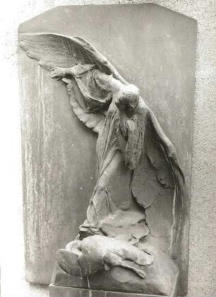 Grabmal für Berta Kafková : Grabmal für Berta Kafková. Sandstein (wohl 1942). Prag-Vyšehrad, Friedhof Vyšehrad