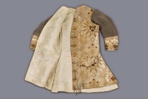 Weste / Hauskleid bestehend aus Robe, Weste und Mütze