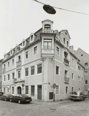 Pirna-Altstadt, Lange Straße 10. Wohnhaus mit Laden (Bezeichnung 1730). Eckansicht
