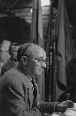 Gerhart Eisler (1897-968; österreichisch-deutscher Journalist und Politiker der DDR)