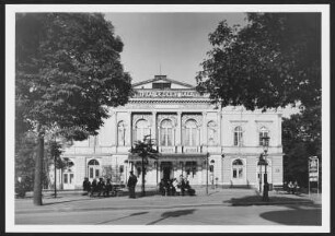 Albert-Theater : Dresden-Neustadt, Albertplatz. Theater des Volkes (bis 1936 Albert-Theater, ab 1950 Abbriss). Ansicht der Eingangsfront