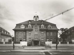 Hauptgebäude