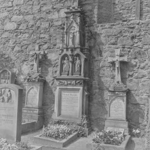 Bautzen : Bautzen. Nikolaifriedhof. Grabstätten mit dem Grabmal Michał Hórnik (1833-1894)