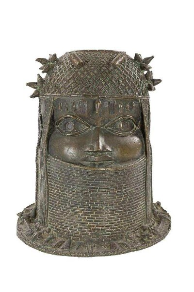 Memorial head of an Oba