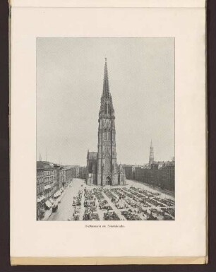 Hopfenmarkt mit Nikolaikirche