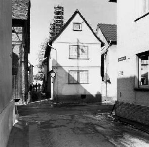 Ober-Mörlen, Elisabethenstraße 2
