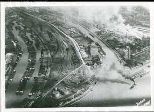 Duisburg-Neuenkamp, Parallel- und Außenhafen
