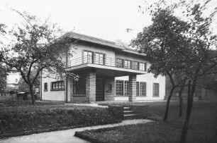 Dresden (Blasewitz). Wohnhaus. Waldparkstraße 6 (1927; B. Paul). Gartenseite