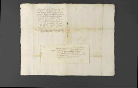 Pfalzgraf Wolfgang teilt Herzog Christoph von Württemberg neue Zeitungen mit, die er von Pfalzgraf Ottheinrich bezüglich der Fortschritte der Türken in Ungarn und des von den österreichischen Landständen bei Kaiser Ferdinand I. angebrachten Gesuchs, die Lehre des Augsburger Bekenntnisses zuzulassen, erhalten habe, wobei der Herzog sein Bedauern über den Konflikt des Kaisers mit den Protestanten äußert.