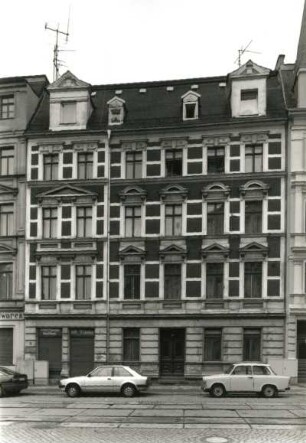 Görlitz, Landeskronstraße 6. Wohnhaus mit Laden (um 1890)