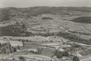 Thüringer Wald. Kamm des Thüringer Waldes vom Domberg bei Suhl gesehen (Panorama-Aufn. links, vgl. 120 527)