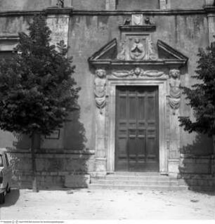 San Francesco, Hauptportal