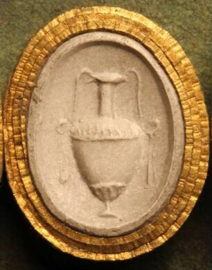 Bauchiges Gefäß mit langem Hals, Amphore (Daktyliothek, Zweites Historisches Tausend)