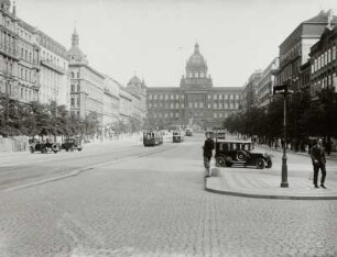 Prag. Wenzelsplatz. Blick zum Nationalmuseum nach Südost