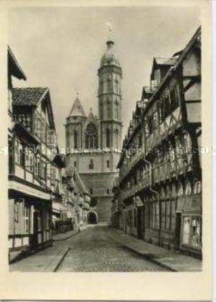 Straßenansicht von Braunschweig mit Kirche St. Andreas