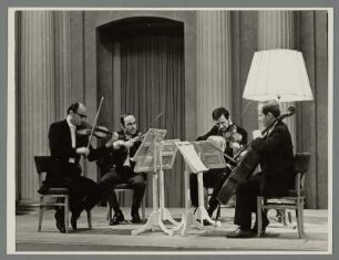 Suske-Quartett : Portrait von Karl Suske und seinem Quartett im Apollo-Saal der Staatsoper Berlin