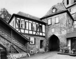 Mittlere Pforte; Braunfels, Schloßstraße 5, Schloßstraße