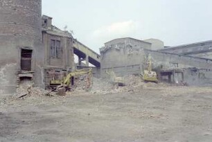 Schornstein 4, Feinbrecherturm, Schrägbrücke 5/6, h Hochbunker, von S