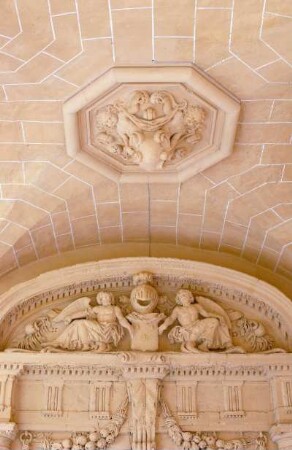 Frankreich. Bretagne. Ille et Vilaine. Redon. Eglise Saint Saveur. 832 geweiht. Cloitre Richelieu