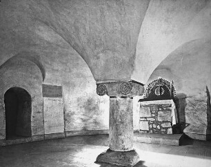 Fulda, Michaelskirche, Krypta nach Norden