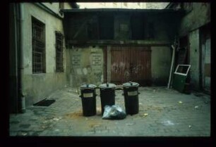 Diapositiv: Dresdener Str. 19, 1983